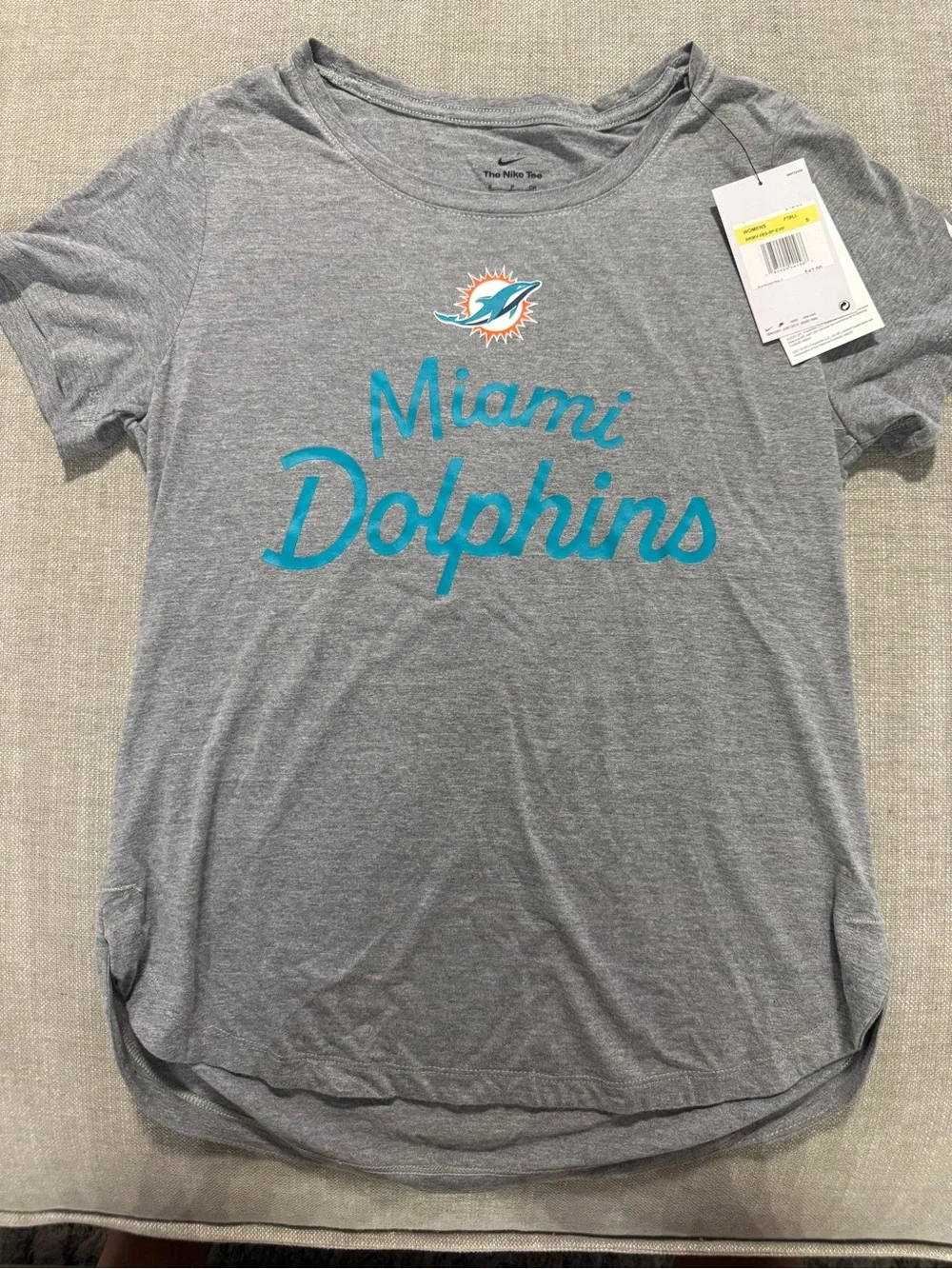 The Nike Tee Tri-blend NFL Women’s Miami Dolphins Football T-Shirt  NWT Small